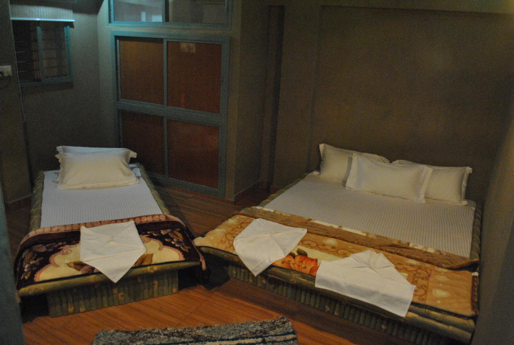 Shri Guest House Bénarès Extérieur photo