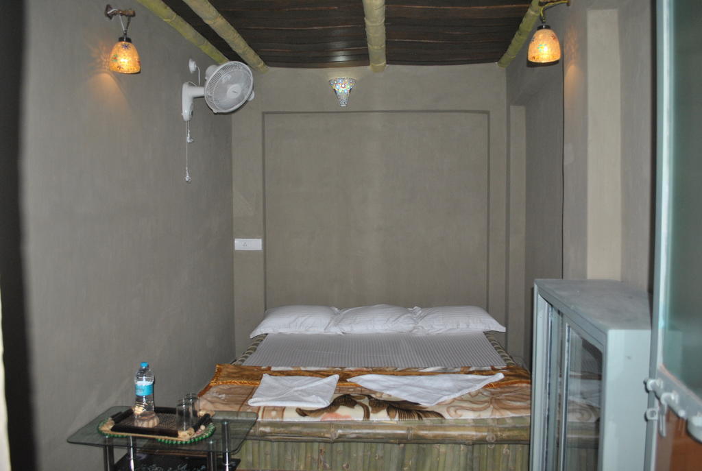 Shri Guest House Bénarès Extérieur photo